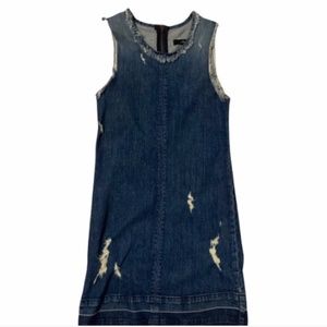 super cute jean dress;)